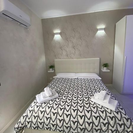 Newhouse Dante Apartman Bari Kültér fotó